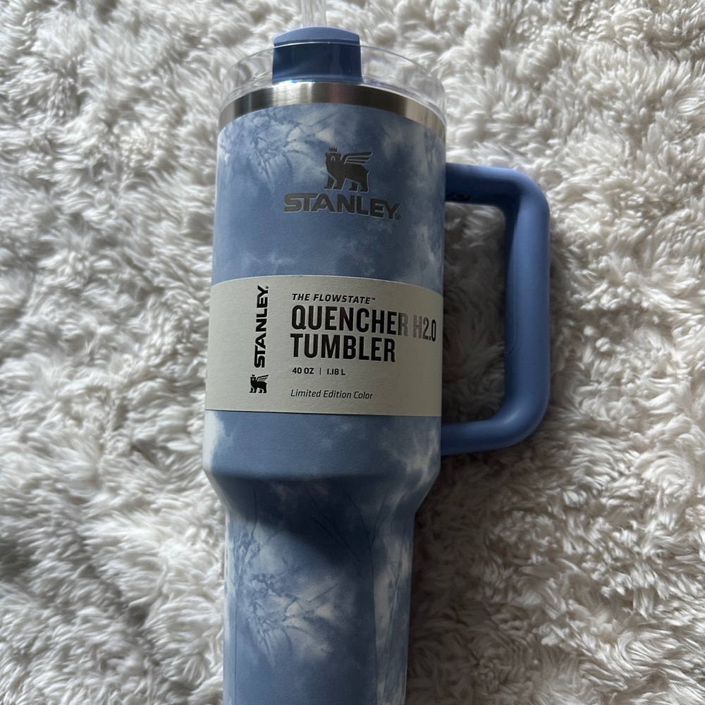 Stanley quencher target exclusive ocean tie dye